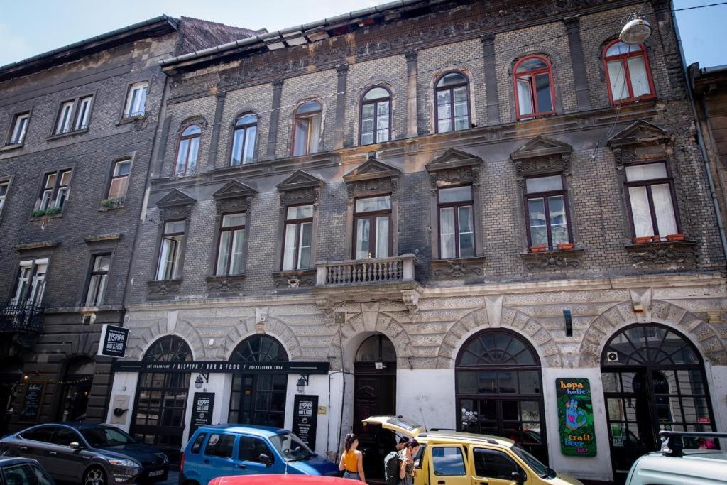 Studio Apartment Next To Famous Party House A38 Budapest Exterior photo